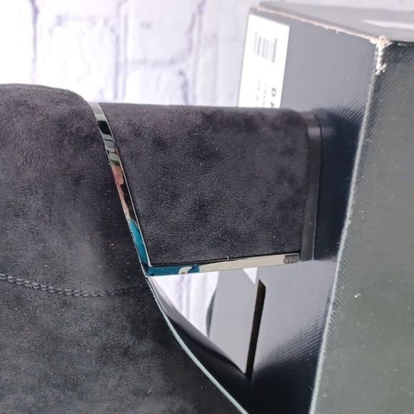 DKNY Cavale Boot NIB - Picture 4 of 12